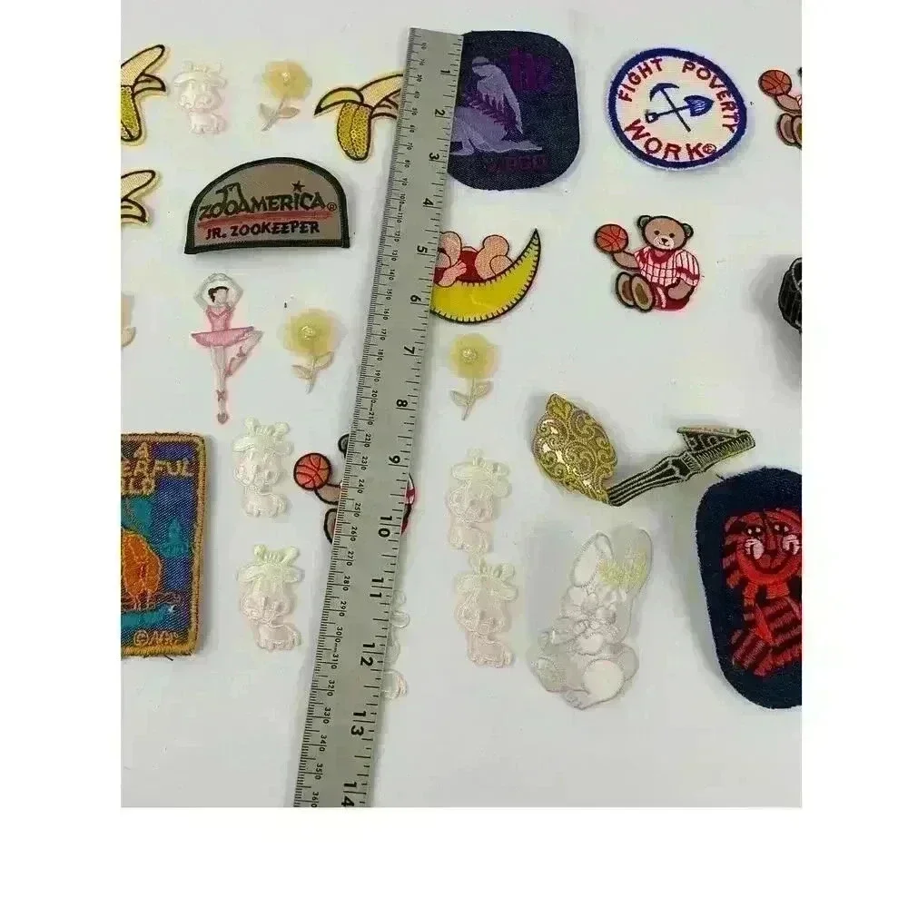 30 PC Assorted Sewing Applique Patches Iron on Sew On NEW Mixed Vintage‎